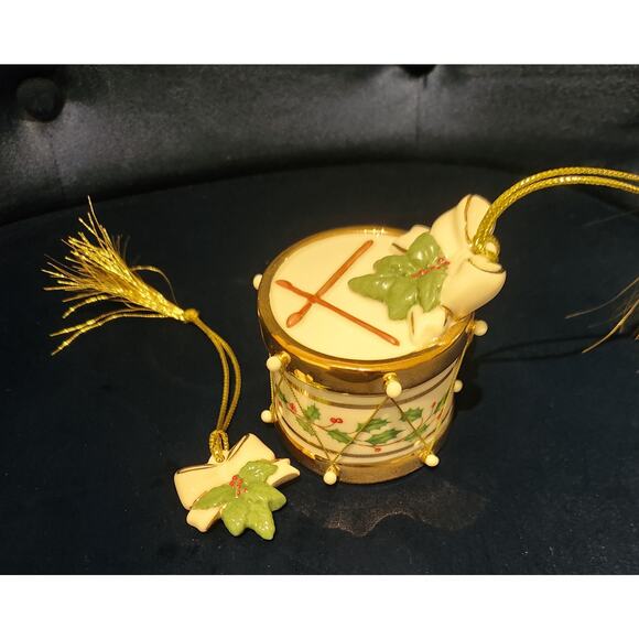 Lenox “Sounds of the Season” Drum Ornament w/ Charm & Box – Holiday Holly Gold - Picture 5 of 7